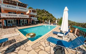 Ithaki Holidays