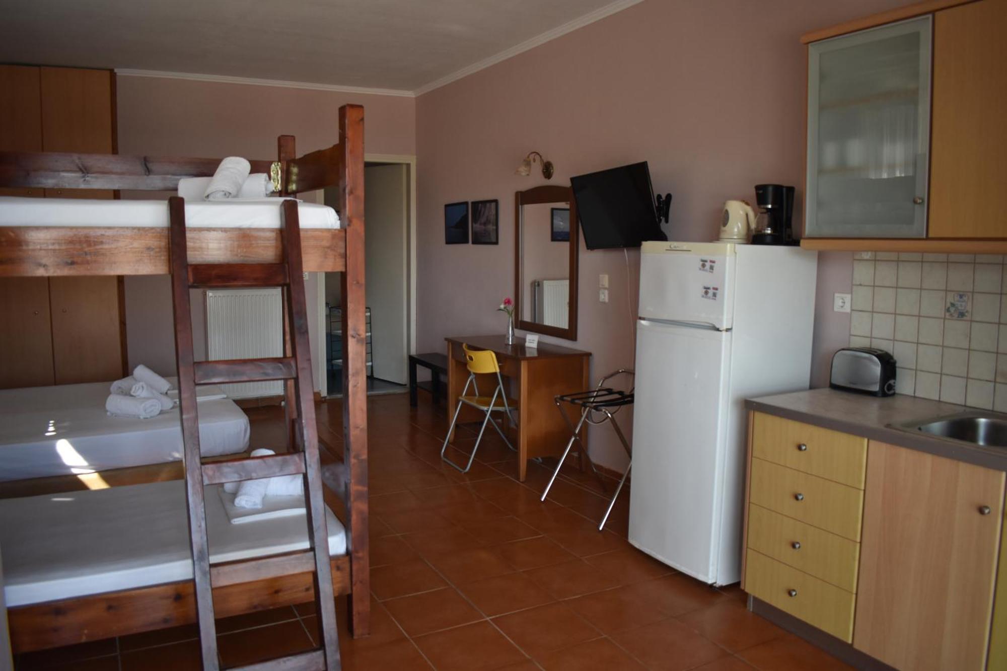 Ithaki Holidays Frínion Exterior foto